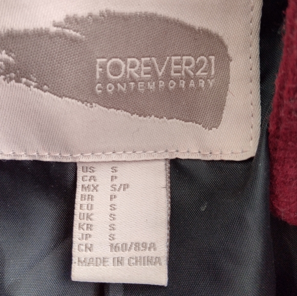 Forever 21 Contemporary faux fur collared coat - Picture 3 of 3